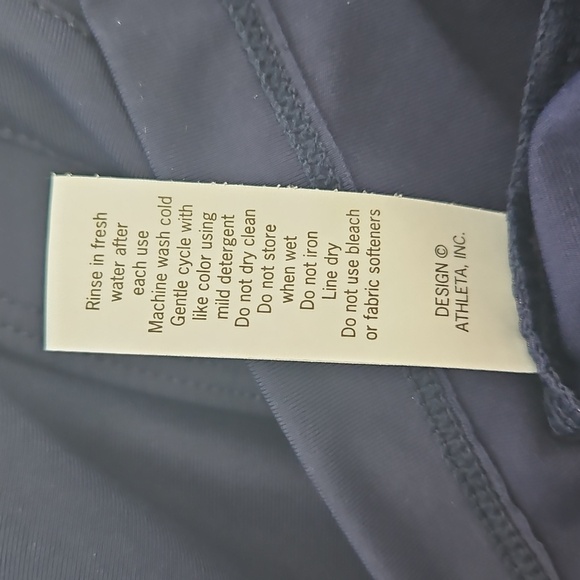 Athleta Kata Surge Swim Shorts Navy Size Medium - Picture 7 of 9